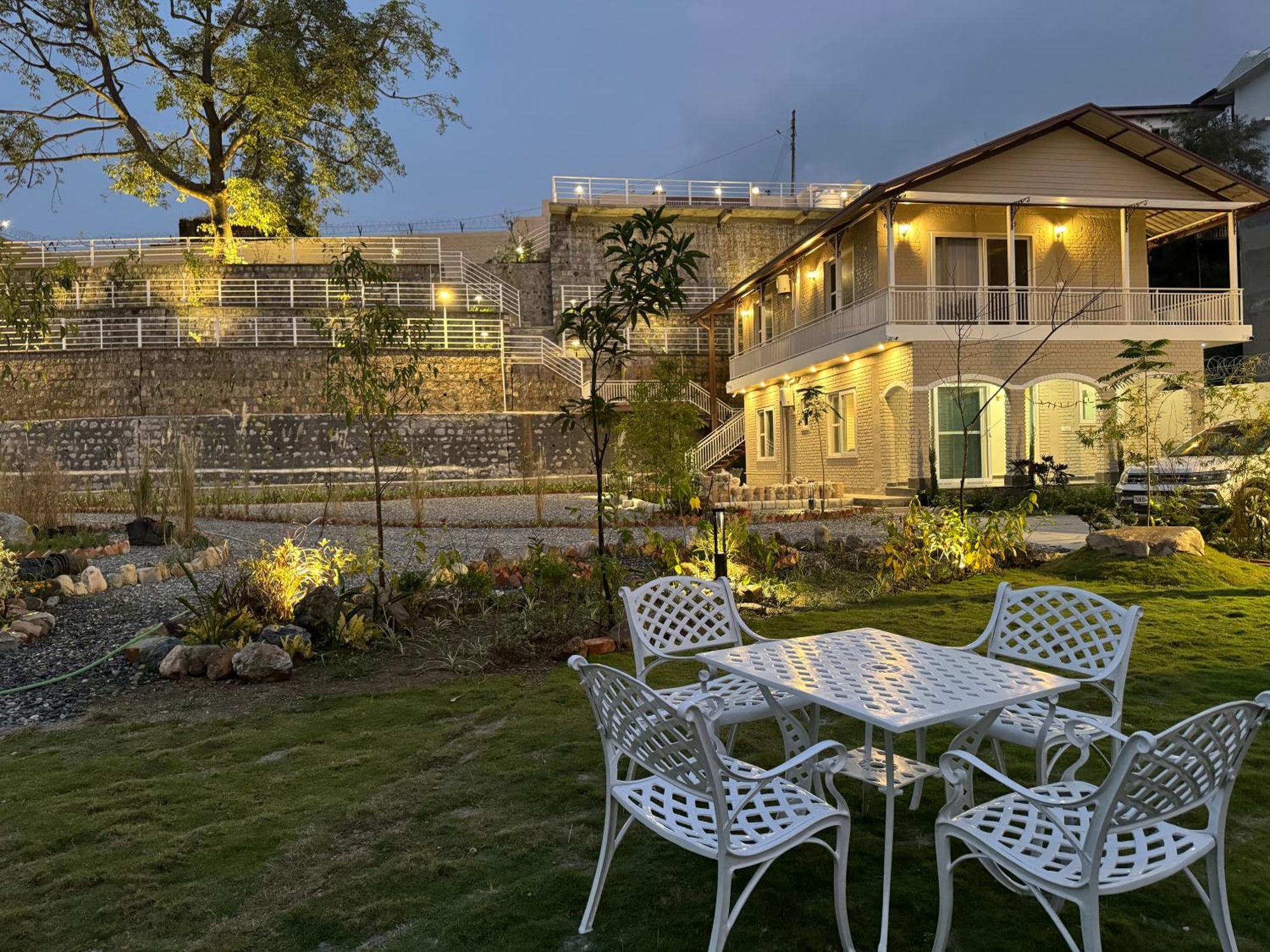 Cliff House, 3Br Lux Farmhouse 2Km To Rajpur Road Дехрадун Экстерьер фото
